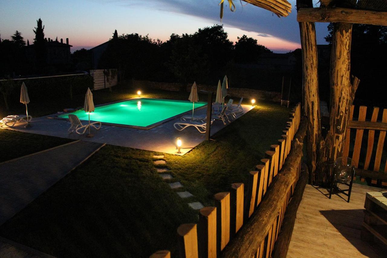Apartment Modrusani 1561 Zminj Exterior photo